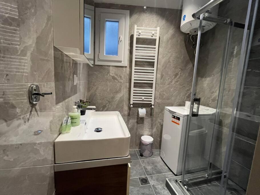 Odyssey Apt 1 Tesalonika Bagian luar foto