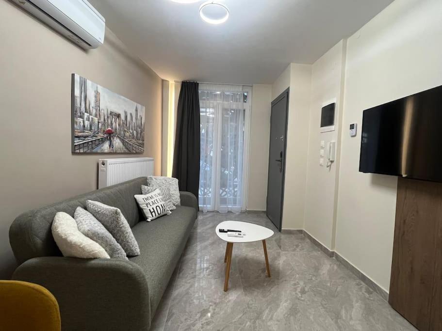 Odyssey Apt 1 Tesalonika Bagian luar foto